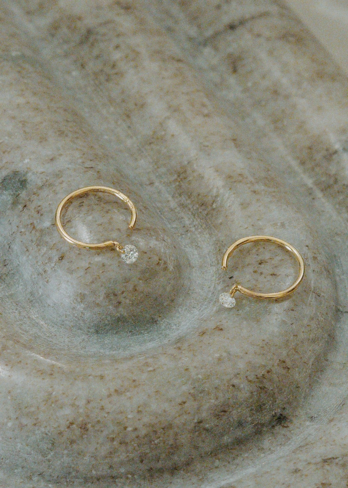 Orecchino a cerchio MI RITORNI IN MENTE - TheJewelryDog